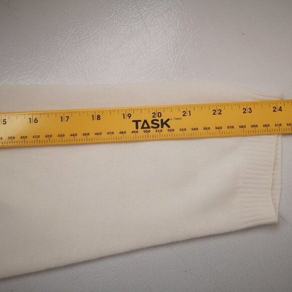 Alia Petites Ladies Small Cable Stitch Cream Colored Sweater - Picture 8 of 9